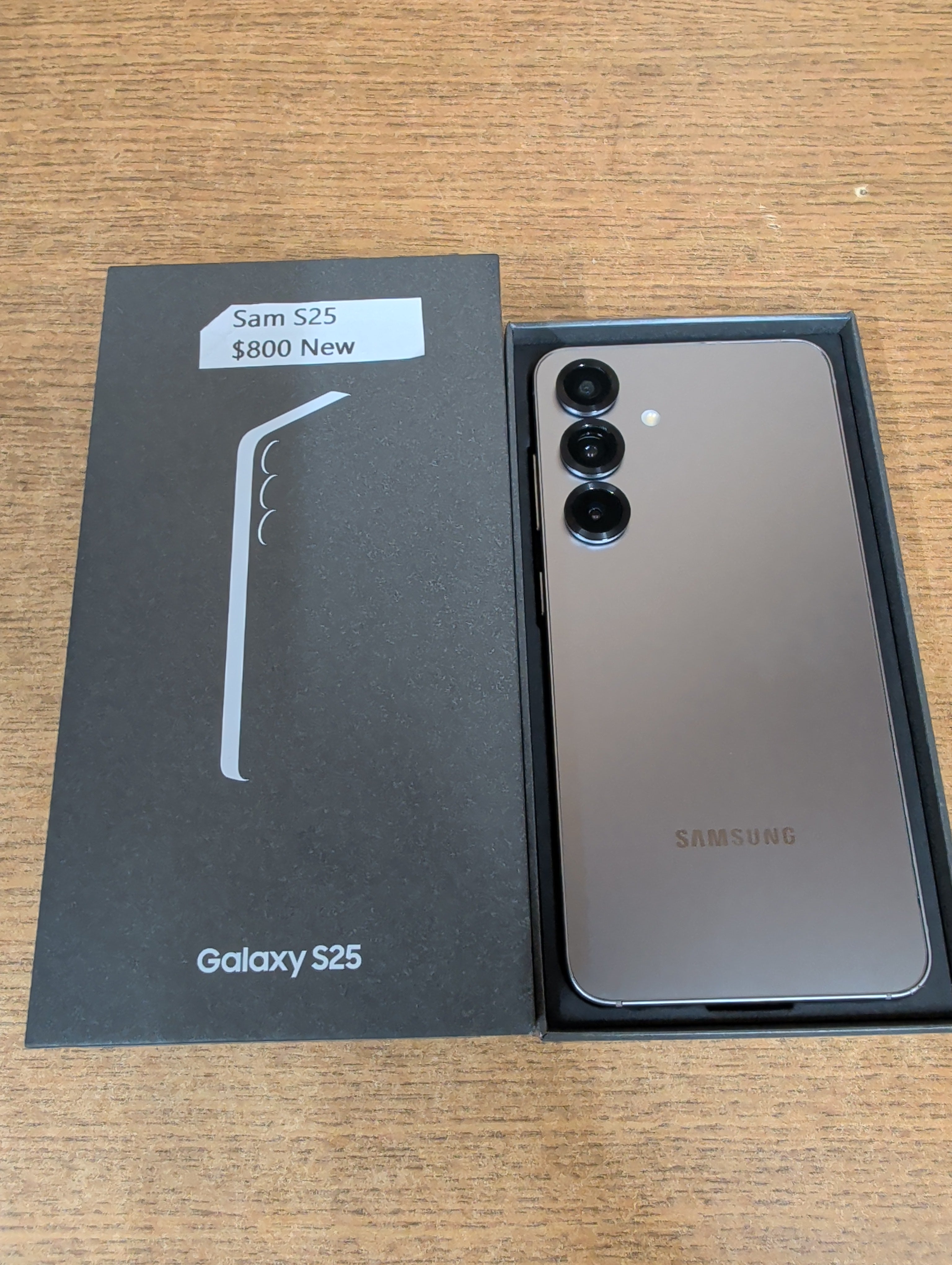 Samsung Galaxy S25 New